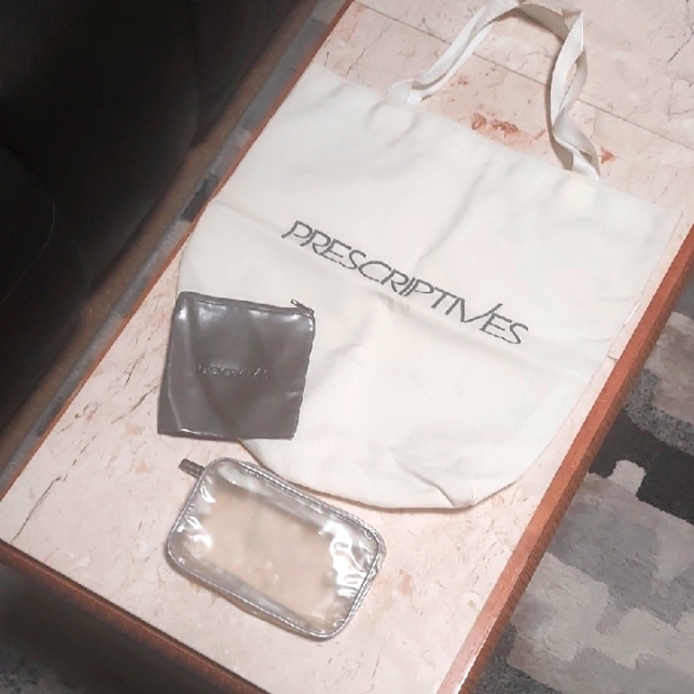 Vintage-Prescriptives White Tote Bag Set- By Bagmasters